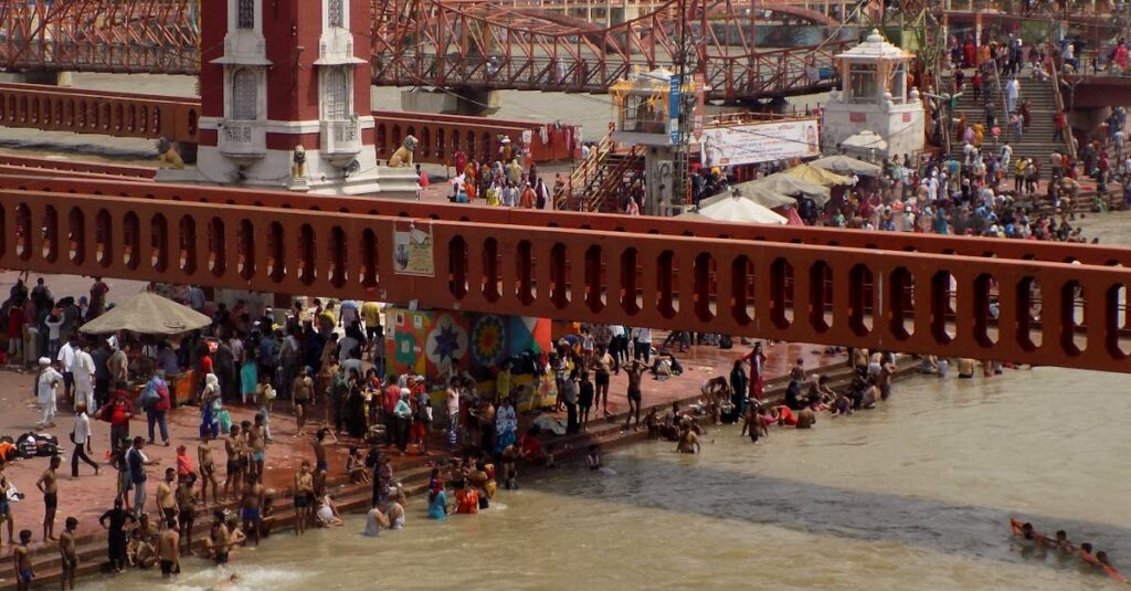 People in the Ganges River at Har Ki Pauri